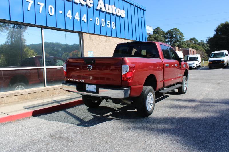 Nissan Titan XD 4x4 Diesel Crew Cab SV 2017