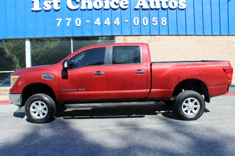 Nissan Titan XD 4x4 Diesel Crew Cab SV 2017