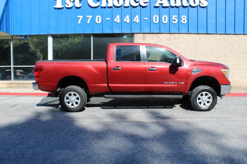 Nissan Titan XD 4x4 Diesel Crew Cab SV 2017