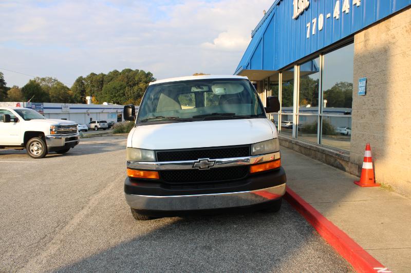 Chevrolet Express Cargo Van RWD 1500 135" 2013