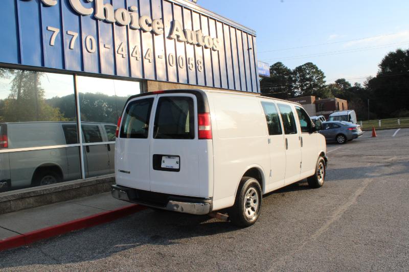 Chevrolet Express Cargo Van RWD 1500 135" 2013