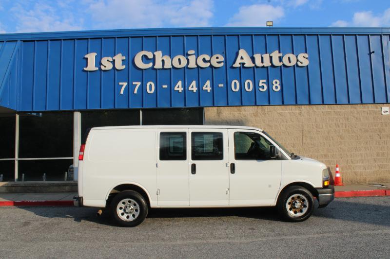 Chevrolet Express Cargo Van RWD 1500 135" 2013