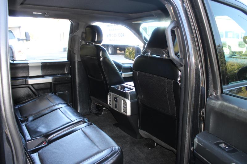 Ford F-150 4WD SuperCrew 145" Lariat 2015
