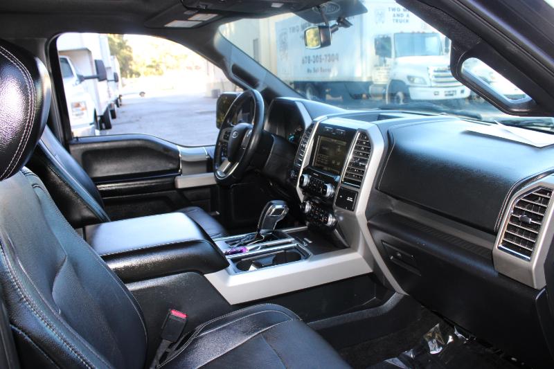 Ford F-150 4WD SuperCrew 145" Lariat 2015