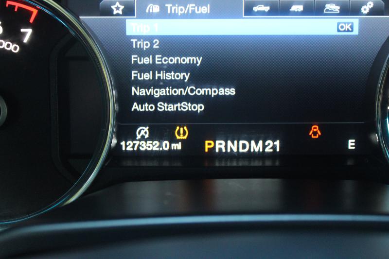 Ford F-150 4WD SuperCrew 145" Lariat 2015