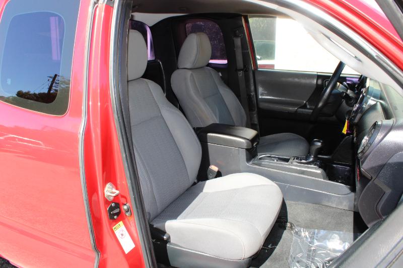 Toyota Tacoma 4WD Access Cab I4 AT SR5 (Natl) 2016