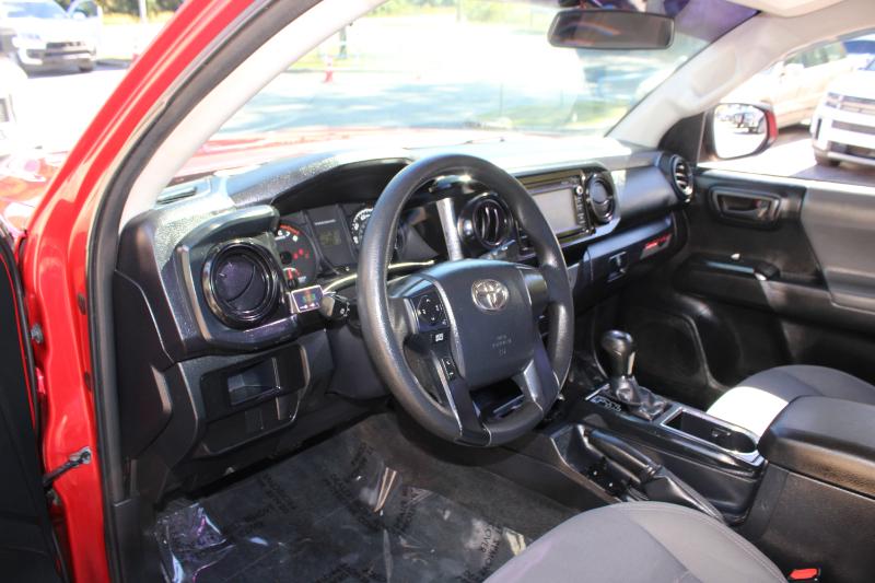 Toyota Tacoma 4WD Access Cab I4 AT SR5 (Natl) 2016