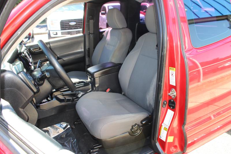 Toyota Tacoma 4WD Access Cab I4 AT SR5 (Natl) 2016