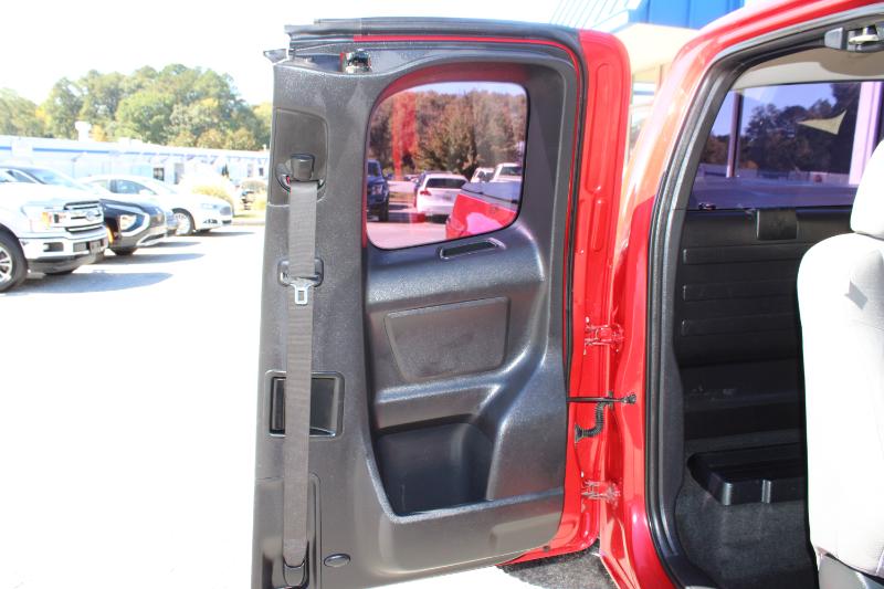 Toyota Tacoma 4WD Access Cab I4 AT SR5 (Natl) 2016