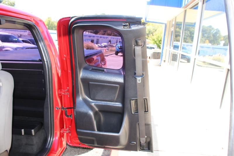 Toyota Tacoma 4WD Access Cab I4 AT SR5 (Natl) 2016