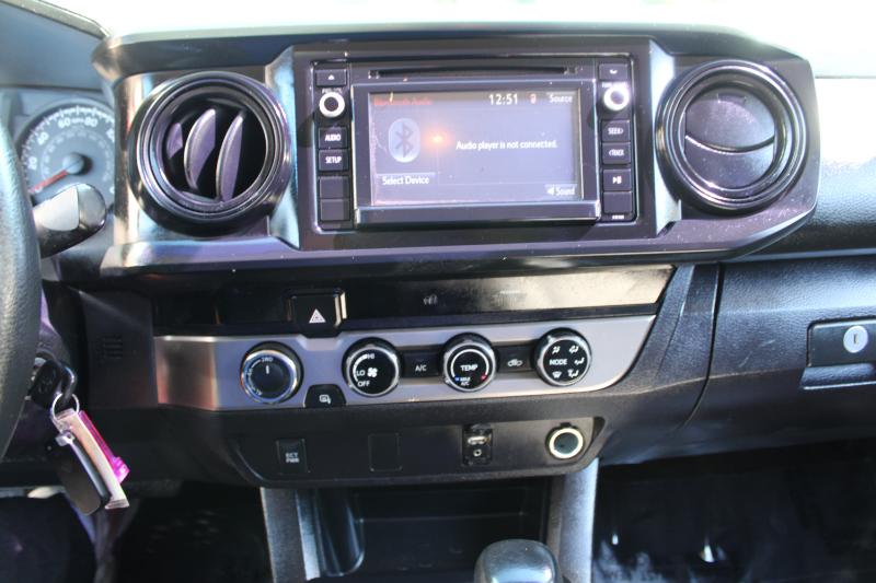 Toyota Tacoma 4WD Access Cab I4 AT SR5 (Natl) 2016