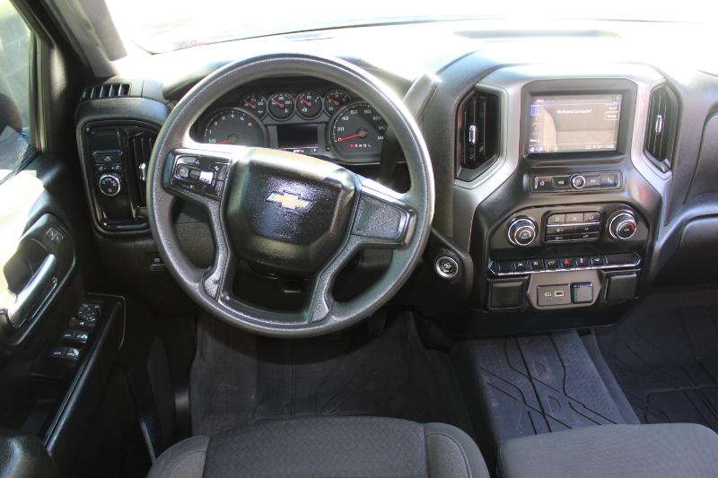 Chevrolet Silverado 1500 2WD Crew Cab 147" Custom 2022