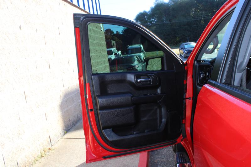 Chevrolet Silverado 1500 2WD Crew Cab 147" Custom 2022