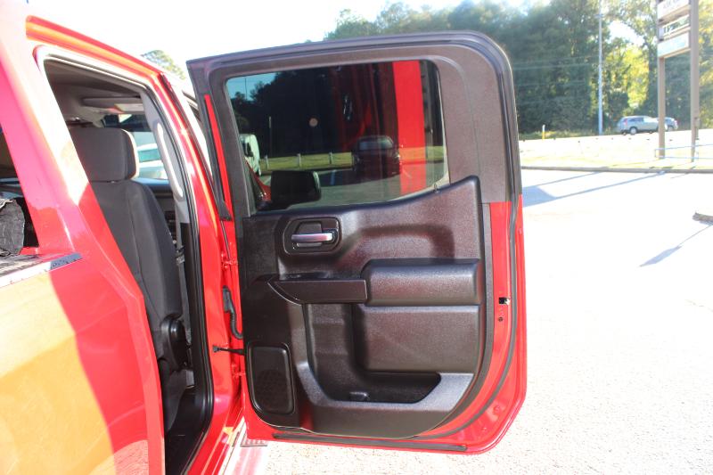 Chevrolet Silverado 1500 2WD Crew Cab 147" Custom 2022