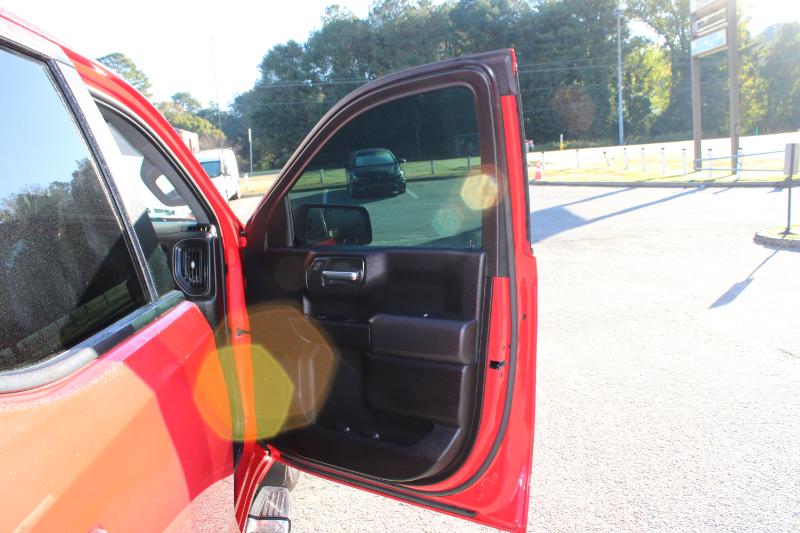 Chevrolet Silverado 1500 2WD Crew Cab 147" Custom 2022