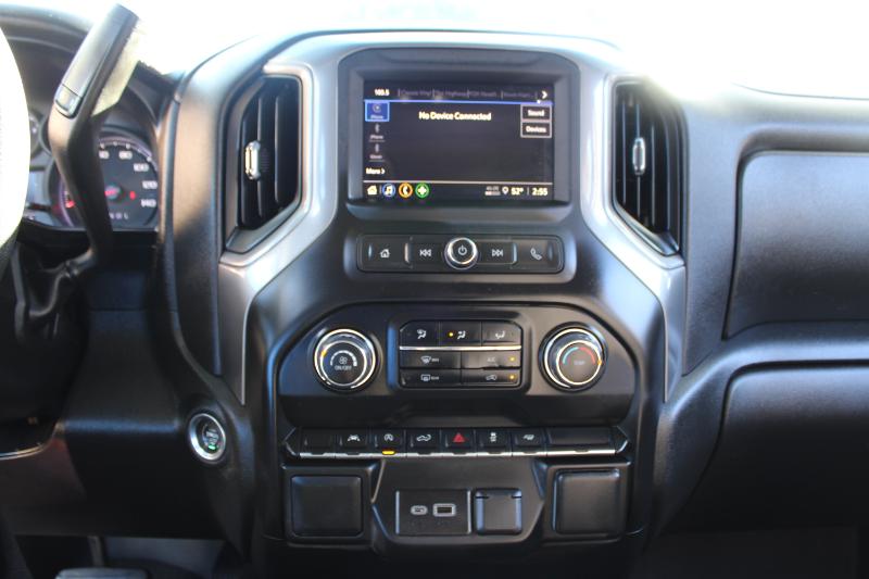 Chevrolet Silverado 1500 2WD Crew Cab 147" Custom 2022