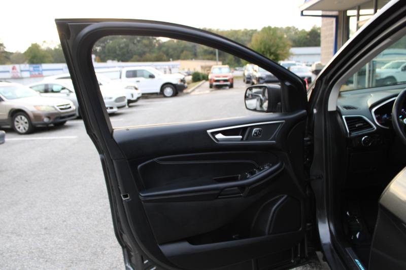 Ford Edge Titanium FWD 2018