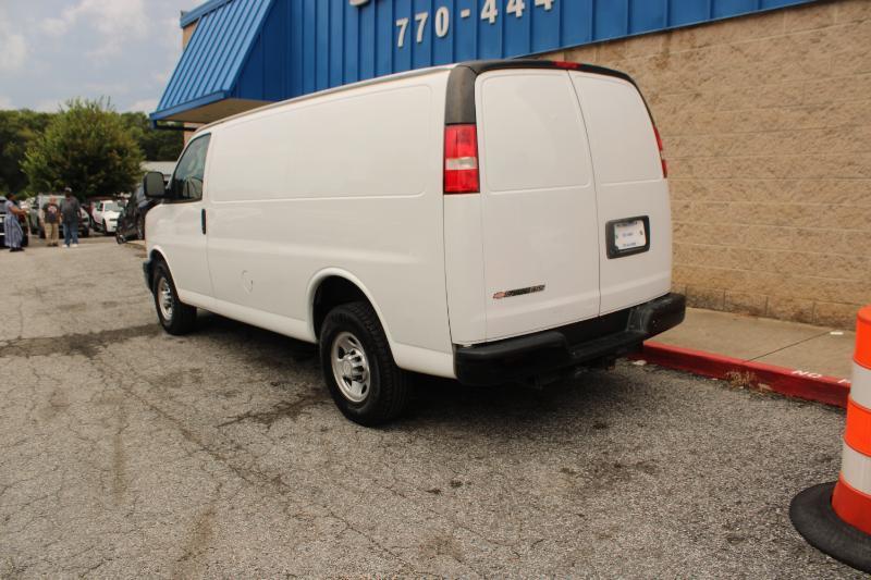 Chevrolet Express Cargo Van RWD 2500 135" 2019