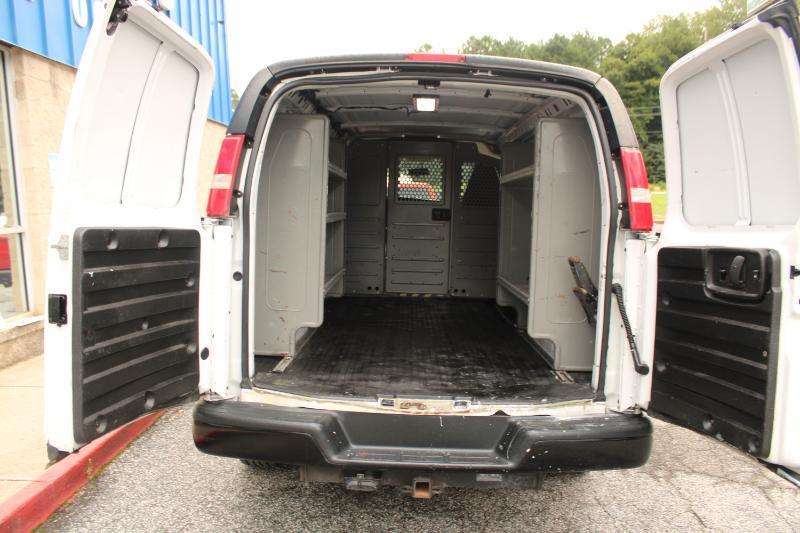 Chevrolet Express Cargo Van RWD 2500 135" 2019