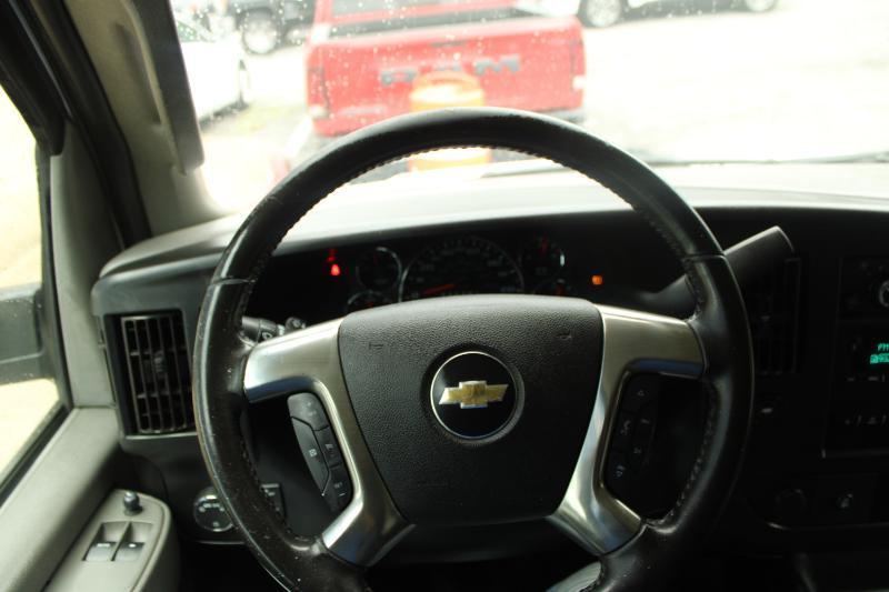 Chevrolet Express Cargo Van RWD 2500 135" 2019