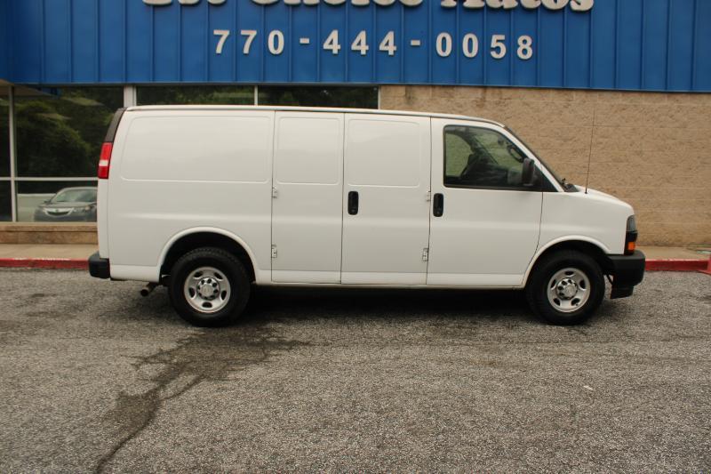Chevrolet Express Cargo Van RWD 2500 135" 2019