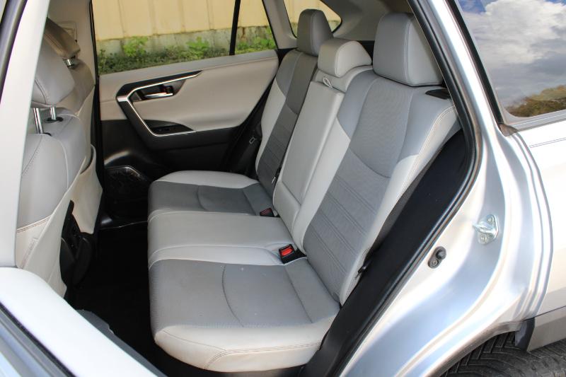 Toyota RAV4 Hybrid Limited AWD (Natl) 2020