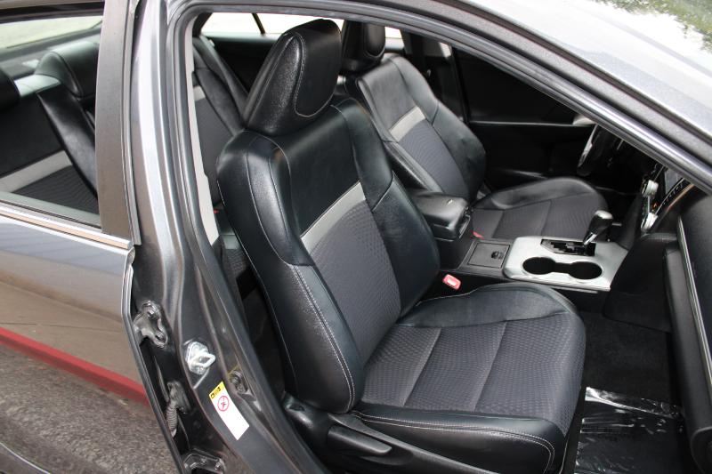 Toyota Camry 4dr Sdn I4 Auto SE Sport Limited Edition (Natl) 2012