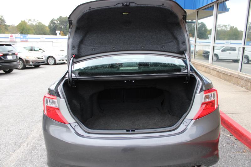 Toyota Camry 4dr Sdn I4 Auto SE Sport Limited Edition (Natl) 2012