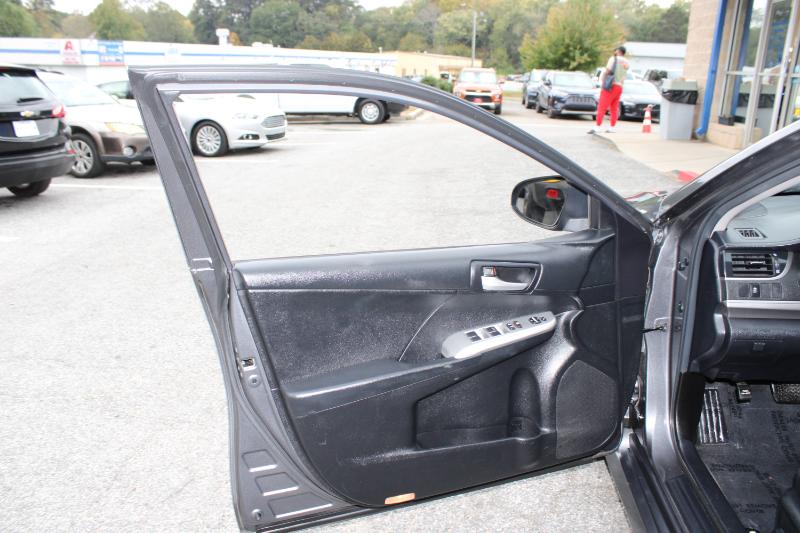 Toyota Camry 4dr Sdn I4 Auto SE Sport Limited Edition (Natl) 2012