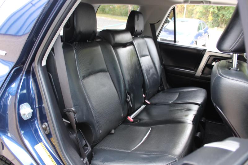 Toyota 4Runner RWD 4dr V6 SR5 Premium (Natl) 2016