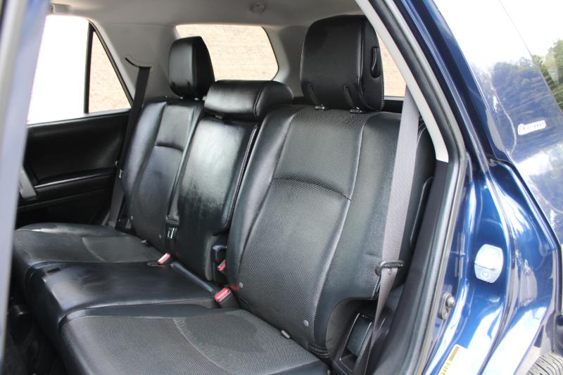 Toyota 4Runner RWD 4dr V6 SR5 Premium (Natl) 2016