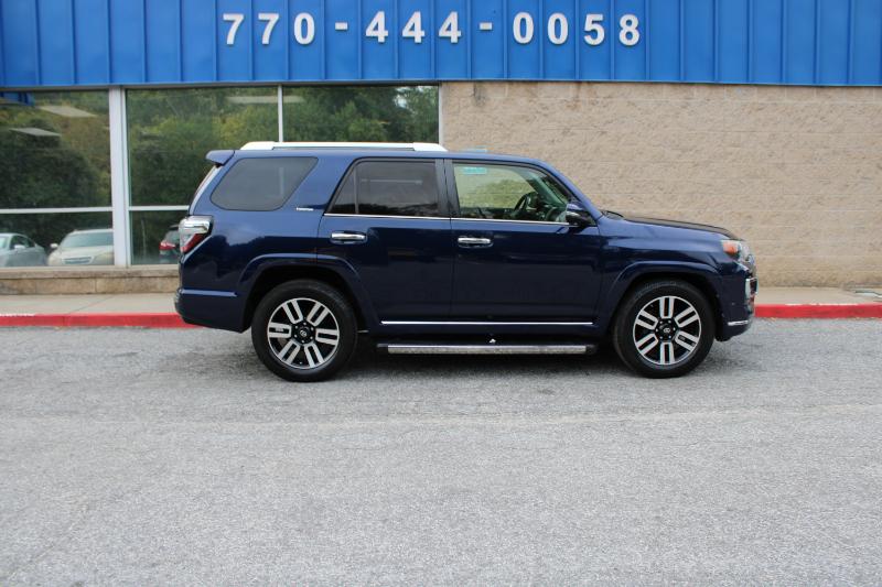 Toyota 4Runner RWD 4dr V6 SR5 Premium (Natl) 2016