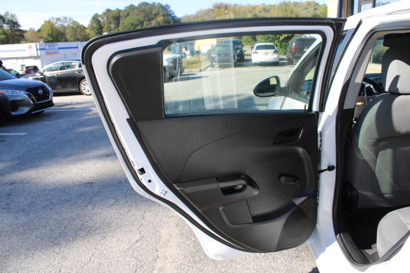 Chevrolet Sonic 5dr HB LT w/1FL 2020