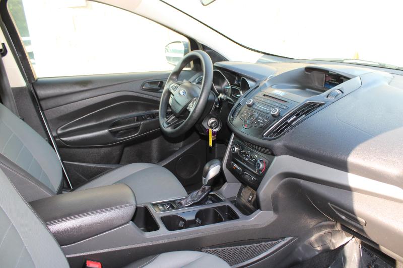 Ford Escape S FWD 2017