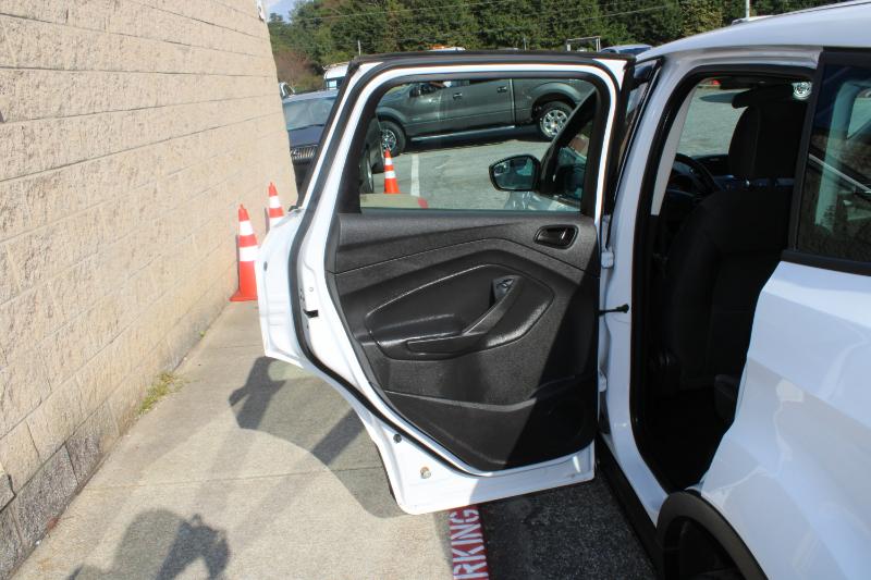 Ford Escape S FWD 2017