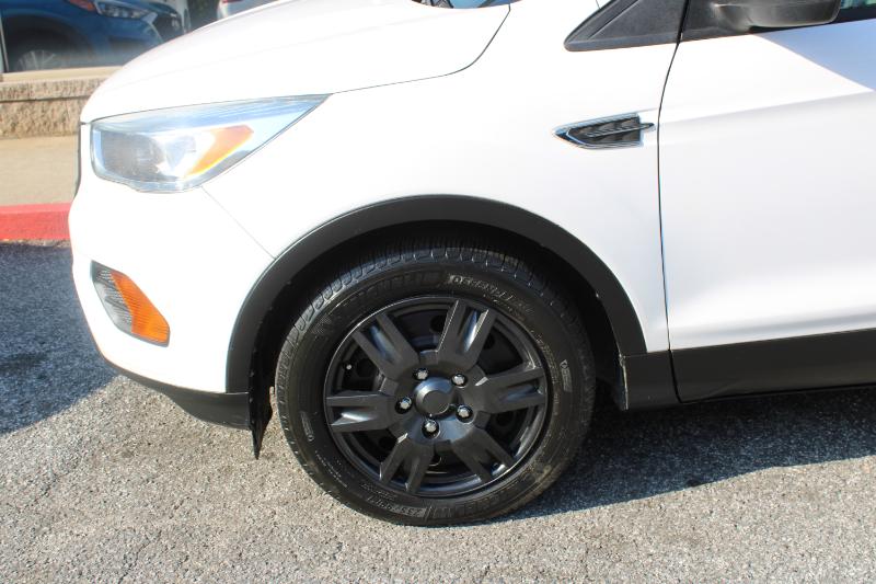 Ford Escape S FWD 2017