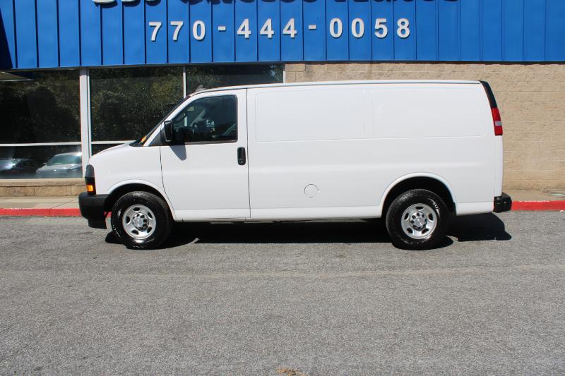 Chevrolet Express Cargo Van RWD 2500 135" 2019
