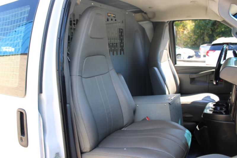 Chevrolet Express Cargo Van RWD 2500 135" 2019