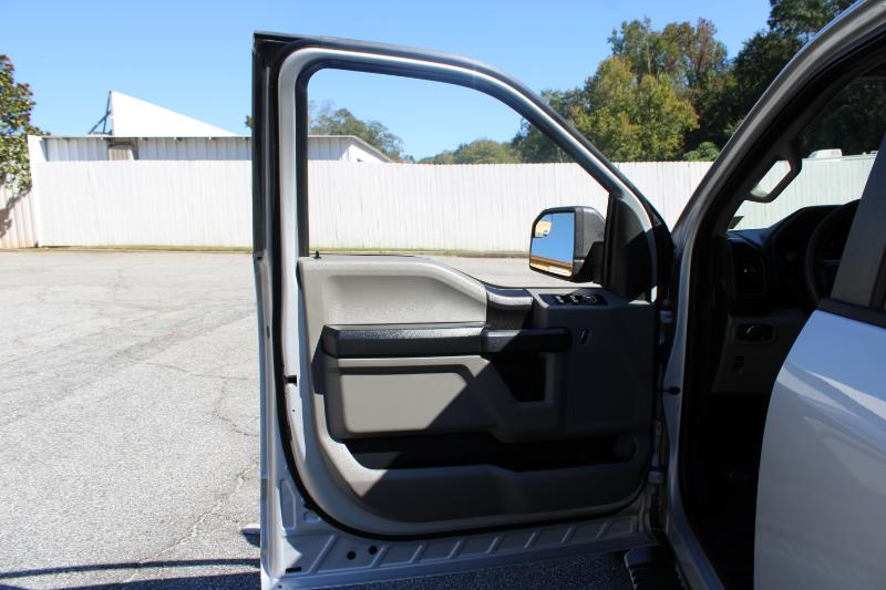 Ford F-150 XLT 2WD SuperCrew 5.5' Box 2018