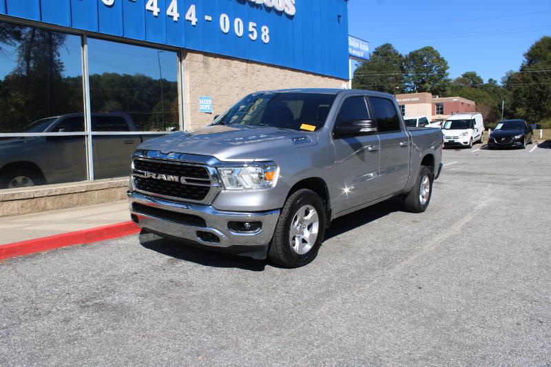 RAM 1500 Big Horn 4x2 Crew Cab 5'7" Box 2022