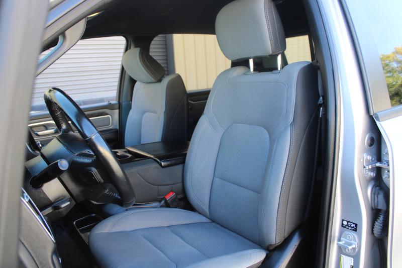 RAM 1500 Big Horn 4x2 Crew Cab 5'7" Box 2022