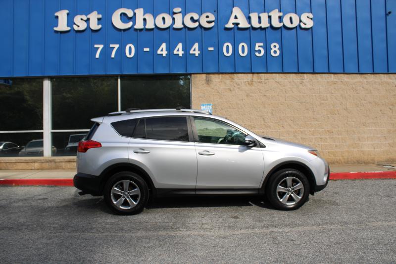 Toyota RAV4 FWD 4dr XLE (Natl) 2015