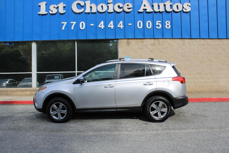 Toyota RAV4 FWD 4dr XLE (Natl) 2015
