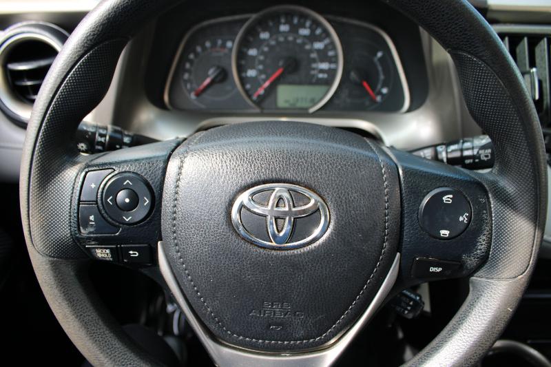 Toyota RAV4 FWD 4dr XLE (Natl) 2015