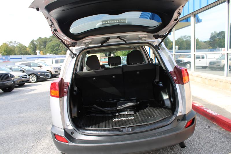 Toyota RAV4 FWD 4dr XLE (Natl) 2015