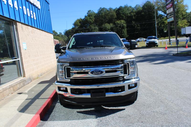 Ford Super Duty F-250 SRW King Ranch 4WD Crew Cab 8' Box 2018