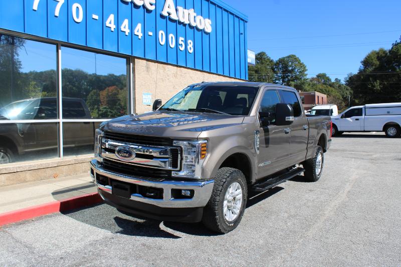 Ford Super Duty F-250 SRW King Ranch 4WD Crew Cab 8' Box 2018