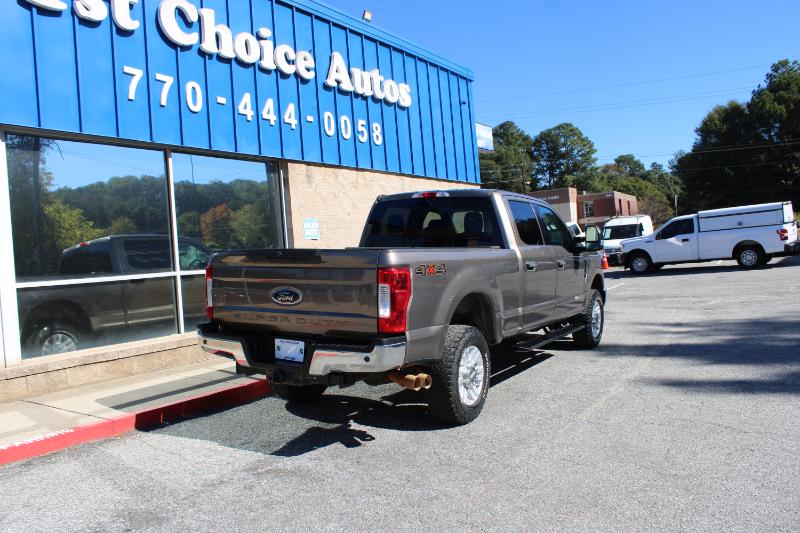 Ford Super Duty F-250 SRW King Ranch 4WD Crew Cab 8' Box 2018