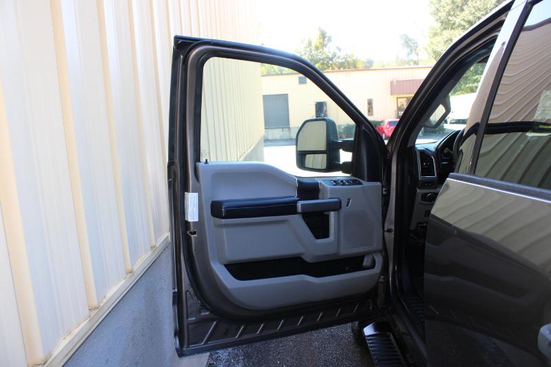 Ford Super Duty F-250 SRW King Ranch 4WD Crew Cab 8' Box 2018