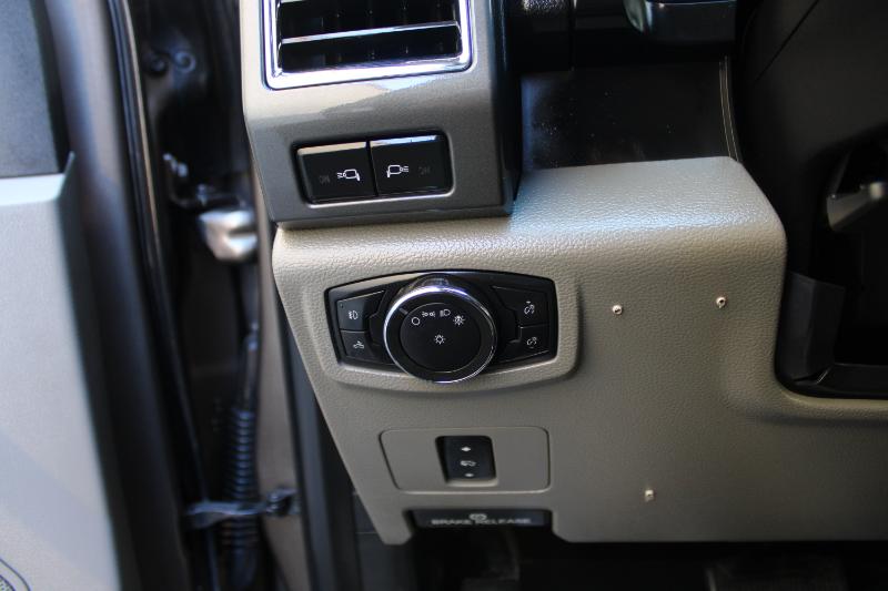 Ford Super Duty F-250 SRW King Ranch 4WD Crew Cab 8' Box 2018